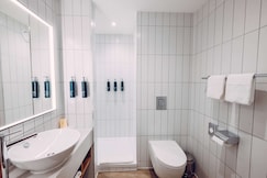 Hilton Garden Inn Manchester Emirates Old Trafford, Warrington