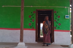 Amba Mai Home Stay, Parasia