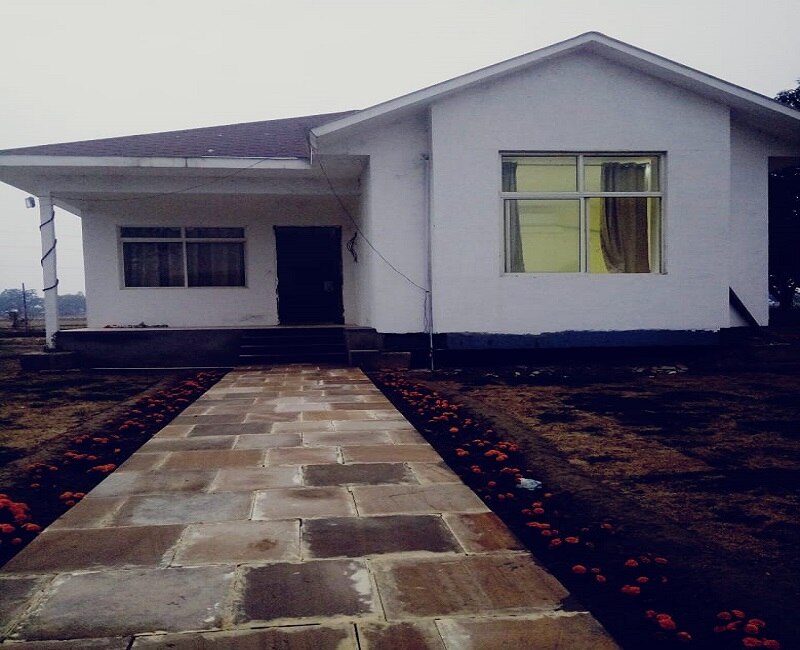 Living Green Farms Allahabad Cottage Price Address Reviews