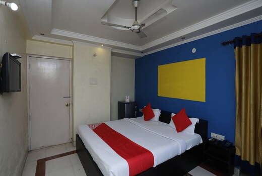 Oyo 3061 Hotel De Pintu Patna Hotel Price Address Amp Reviews