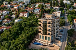 Sunday Seaview Retreat Dobra Voda, Bar