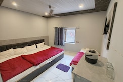 Hotel Manthan Palace, Ujjain