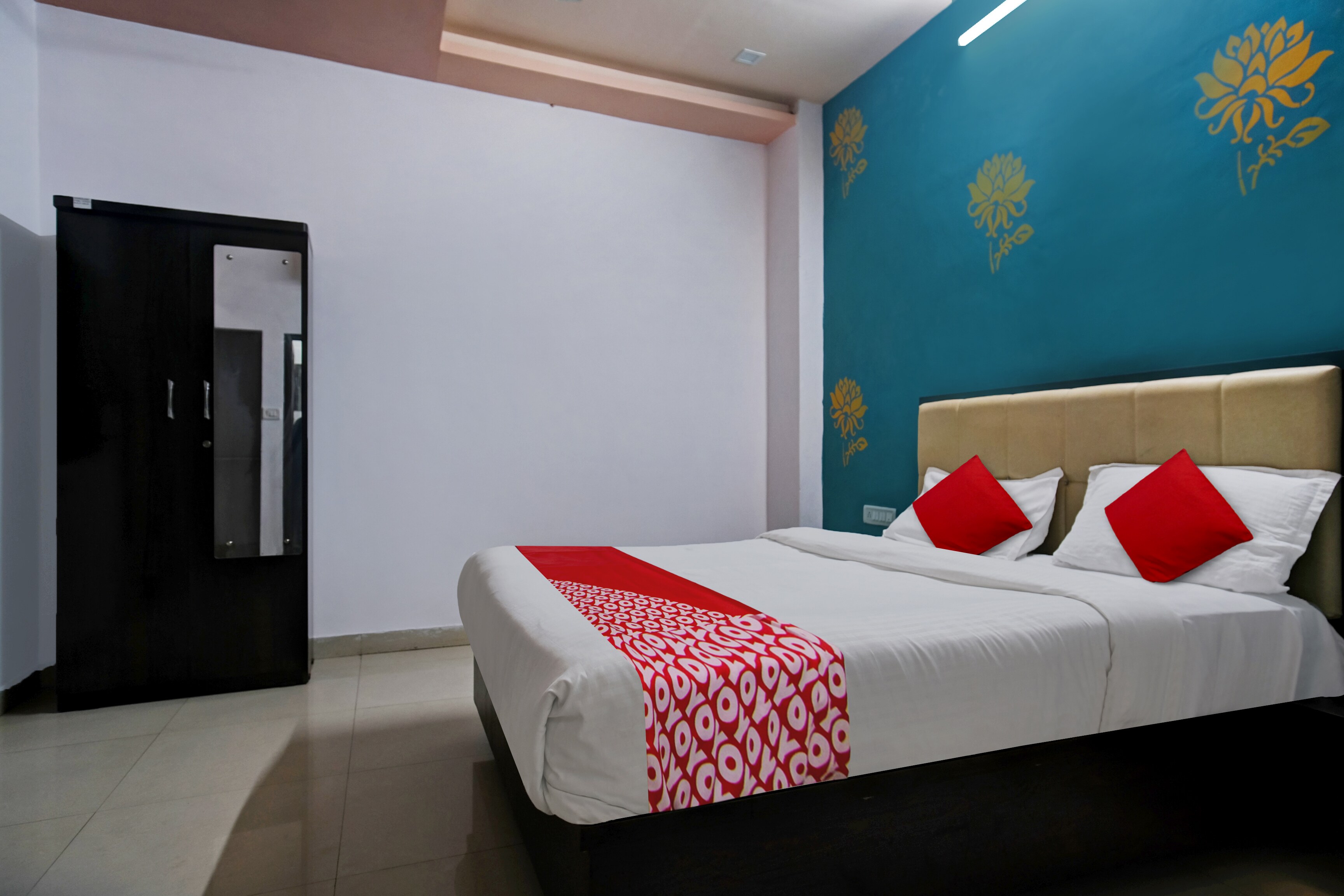 Hotel O Sanwariya Residency - Tap to explore photos