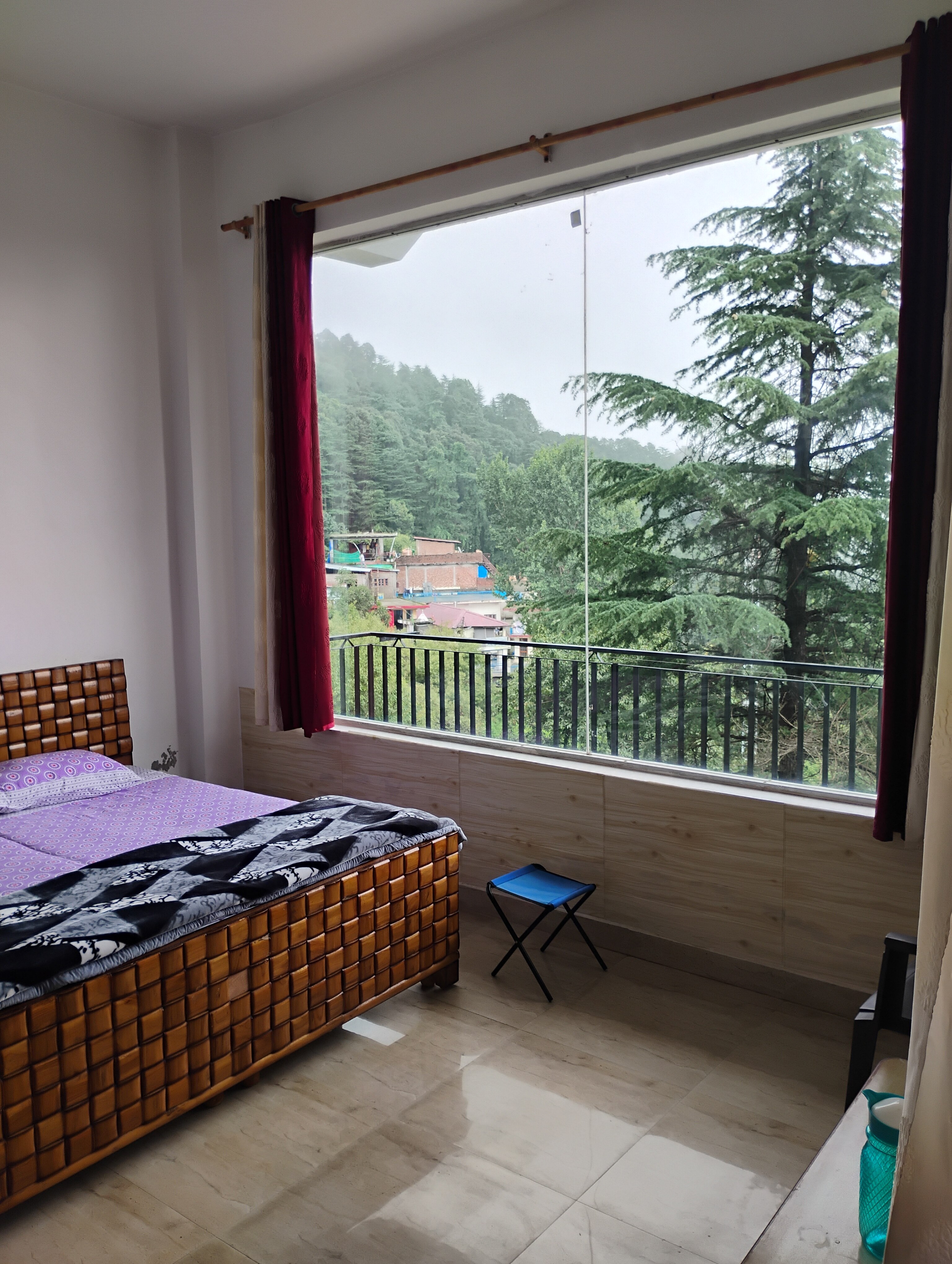 Swaran 2RK Mountain view near Mcleodganj - Tap to explore photos