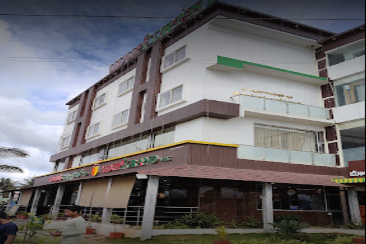 VISHNUPRIYA BOARDING & LODGING - Tap to explore photos