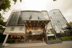 Hotel Savithri, Varkala