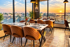 Hotel Glorious Grand, Varanasi