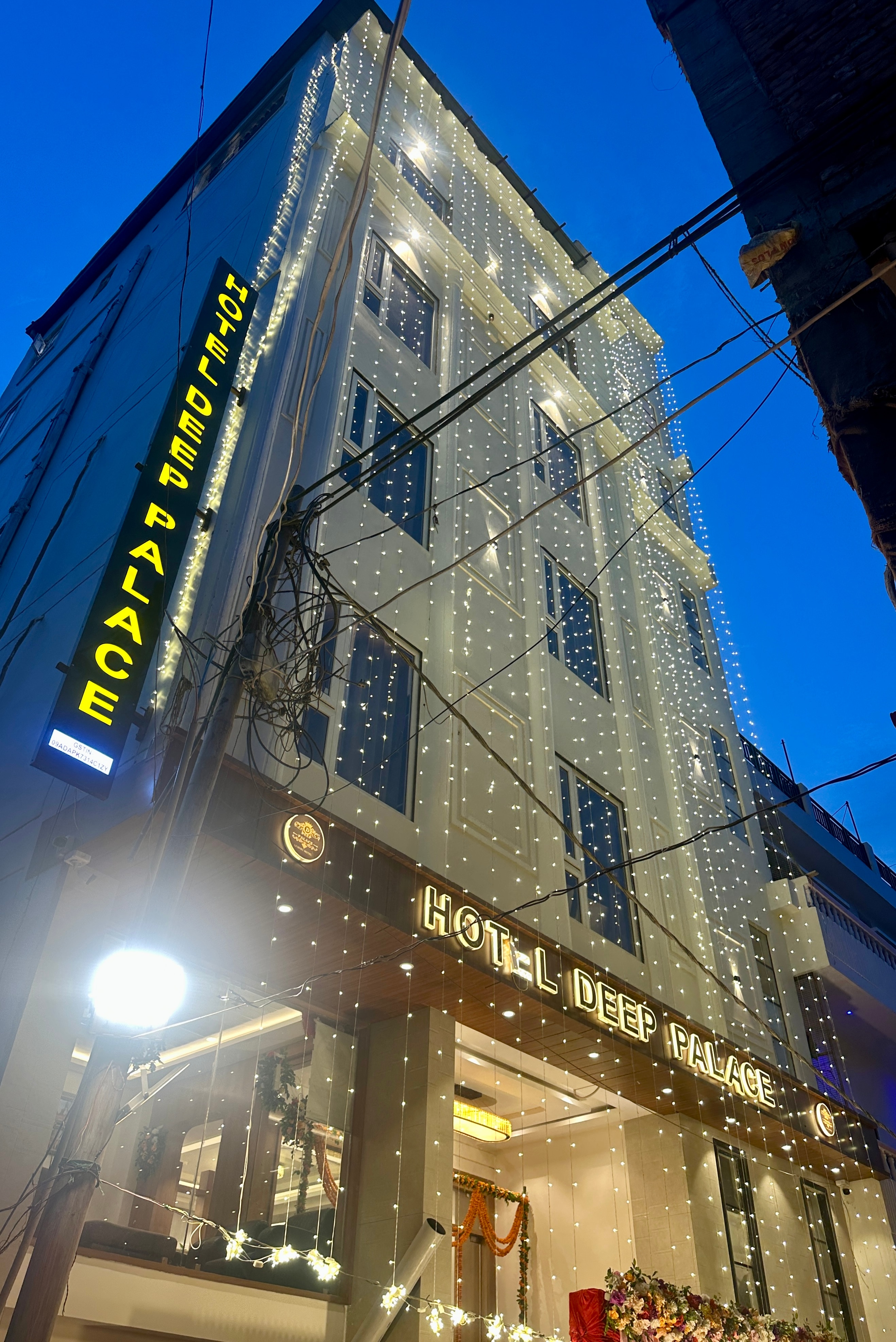 Hotel Deep Palace - Tap to explore photos