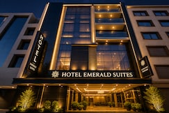 Hotel Emerald Suites & Banquet, Noida