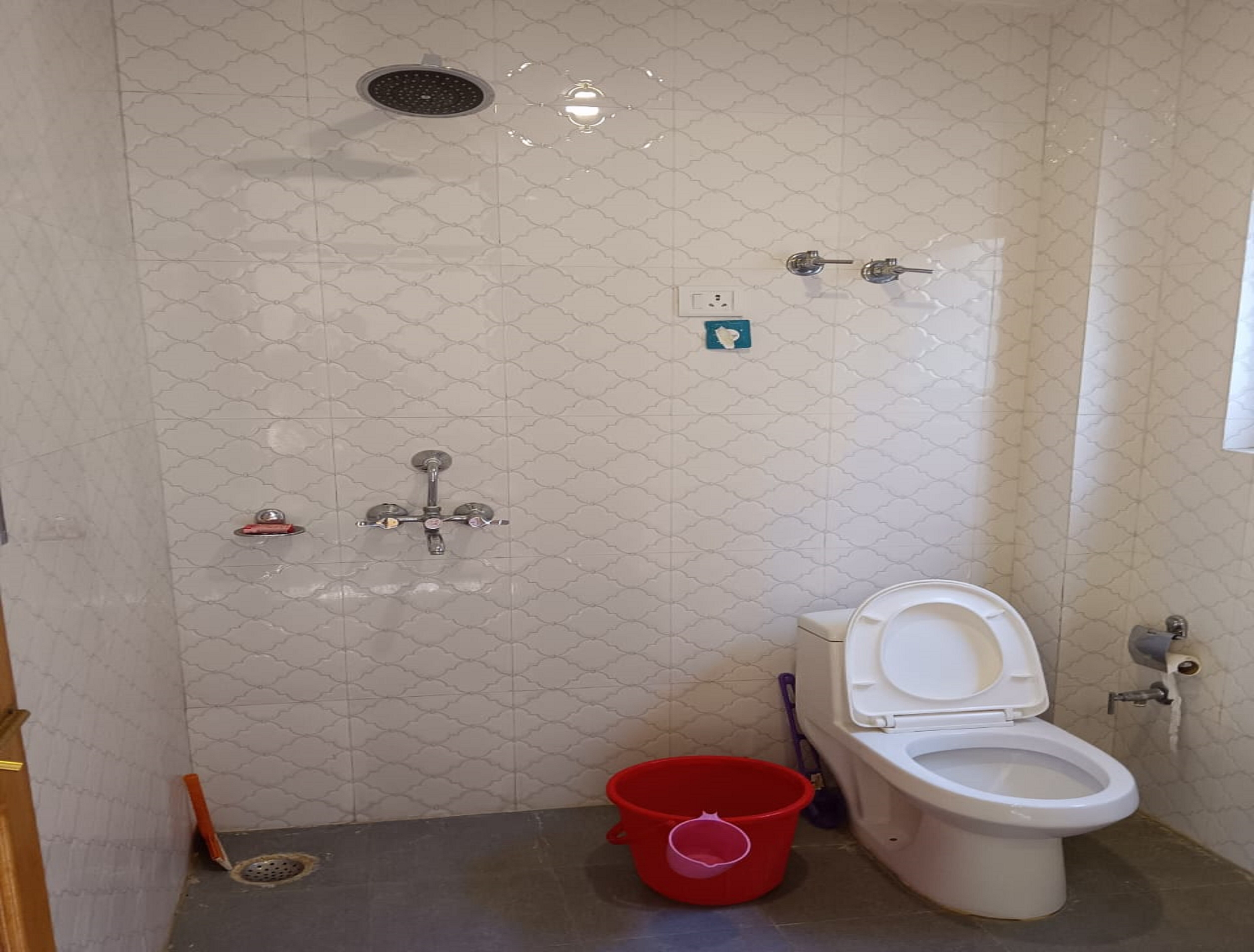 Charu Guest House - Tap to explore photos