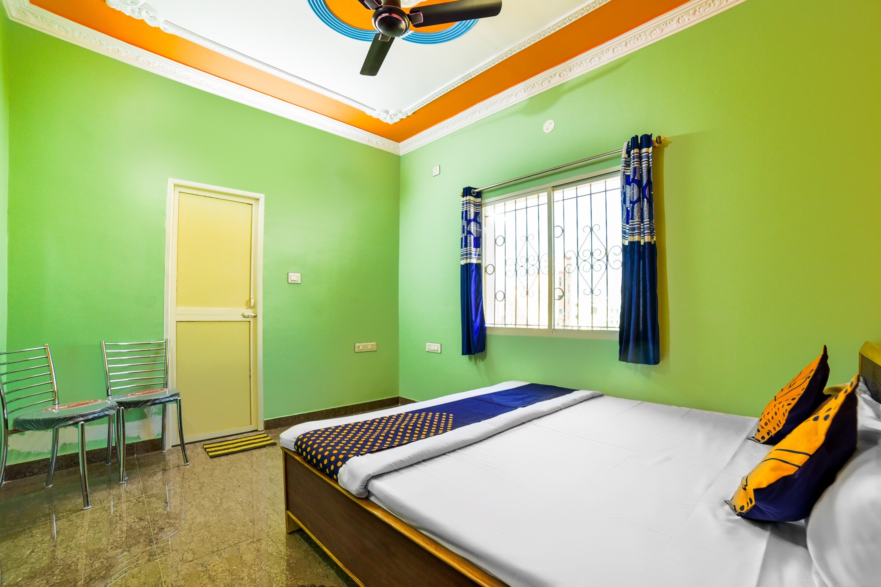 SPOT ON Devlok Guest House - Tap to explore photos