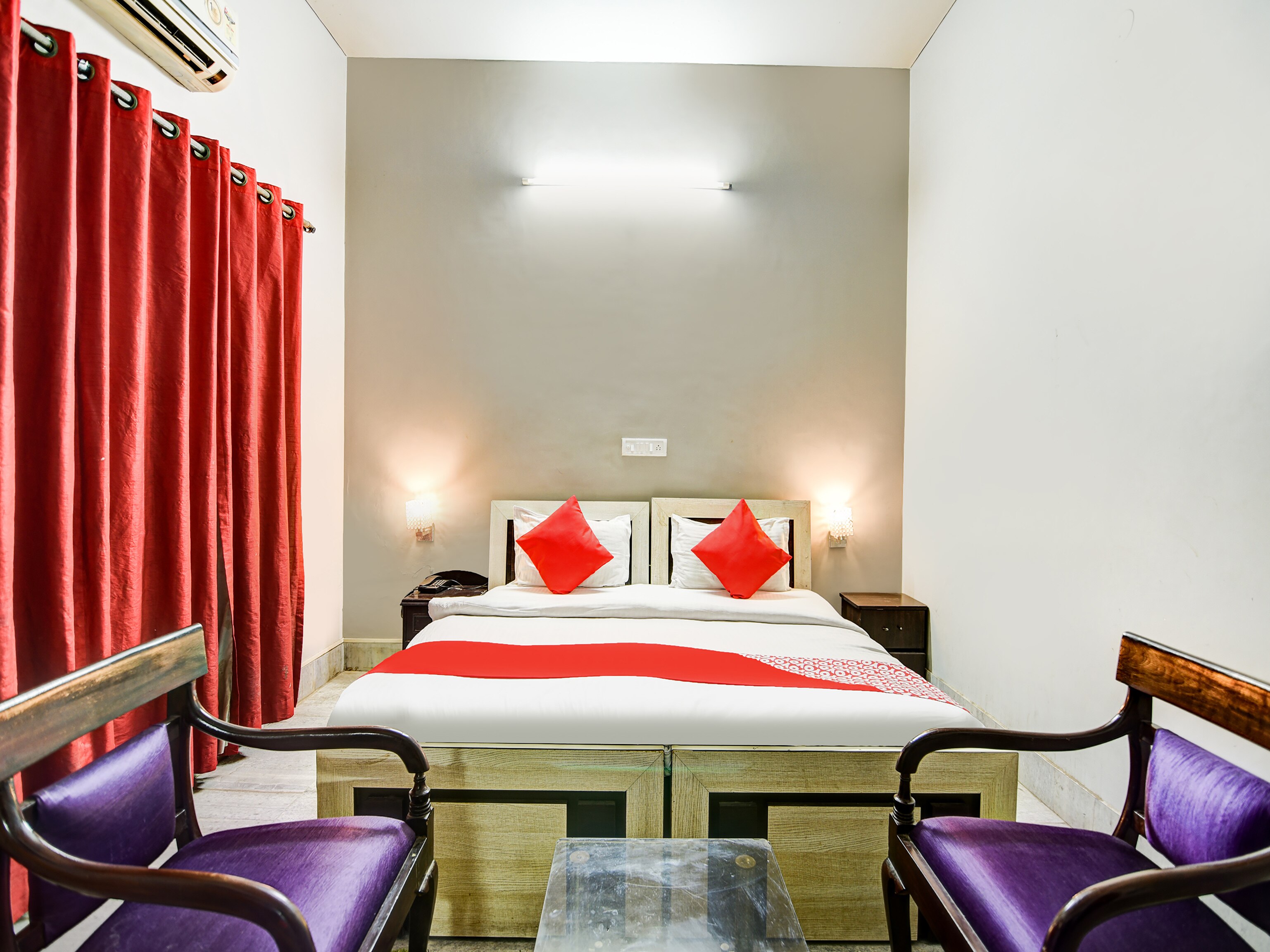 Oyo 38042 The Residency Inn Lucknow Use Code Oyopaynow To Avail