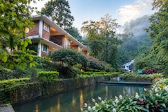 Goodland Falling Water, Munnar