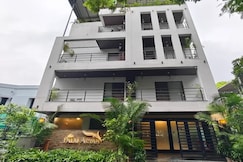 The Palm Aryan, Kolkata