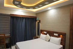CliffNest Stay, Kattappana