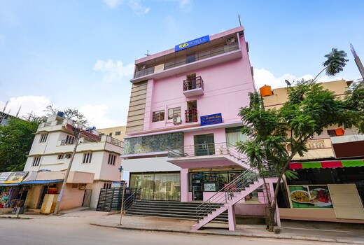 FabHotel La Palma Suites - Nr. RMZ Eco world