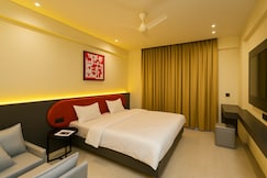 Skystay Elite Suites | Omaxe Hazratganj, Lucknow