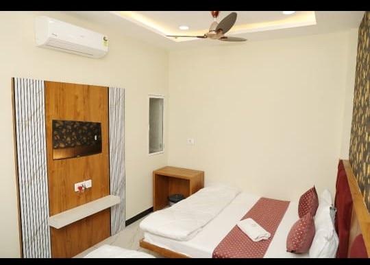 Hotel Pratham - Tap to explore photos