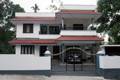 Moonlit Homestay, Munnar