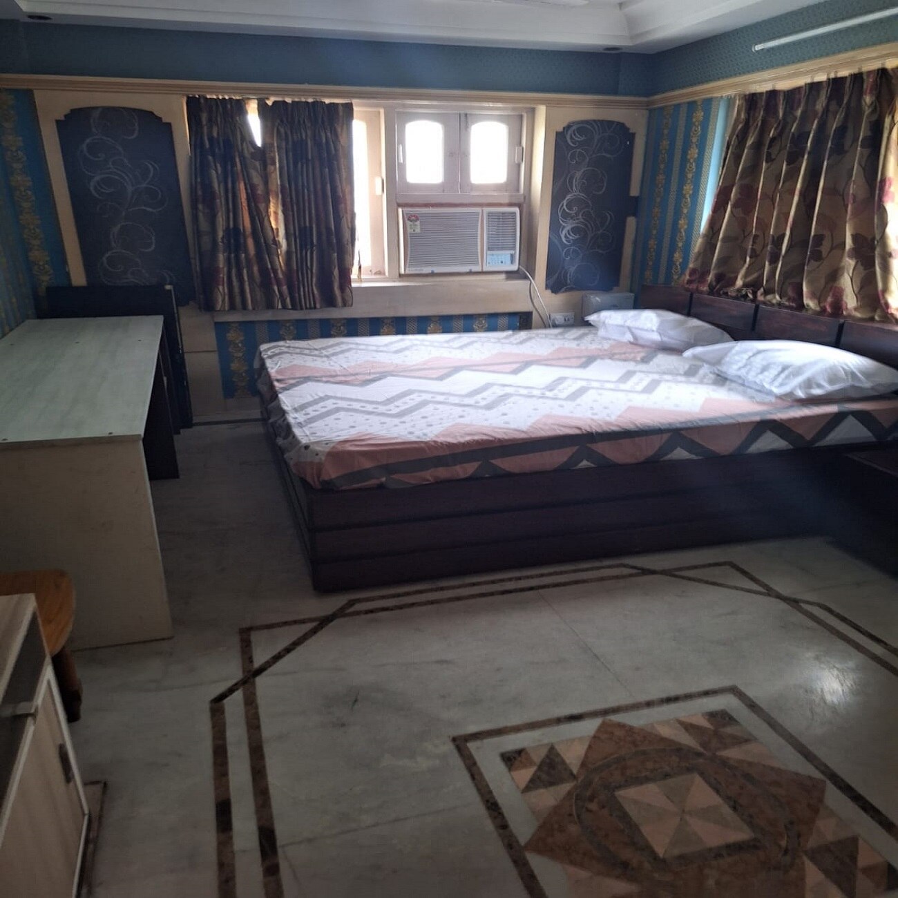Mavenoak Homes in the heart of Ballygunge - Tap to explore photos