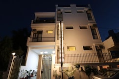 Hotel Radiance Inn, Gurgaon