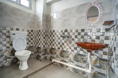 Monratino The Snow Roost-Gandhi Road 10 Mins from Mall road , Darjeeling