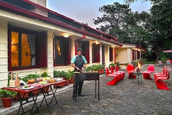 V are Family Oak Lodge, Bhowali