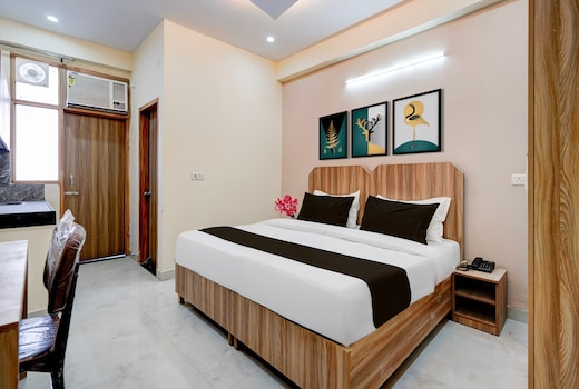 Townhouse Sector 18 Udhyog Vihar