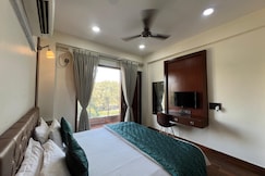 Marigold 5 Min Distance Botanical Metro, Noida