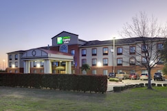Holiday Inn Express Hotel & Suites Burleson - Fort Worth, Tarrant