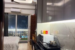 Nbstays greaternoida, Dadri