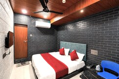 Hotel Tree, Rajkot