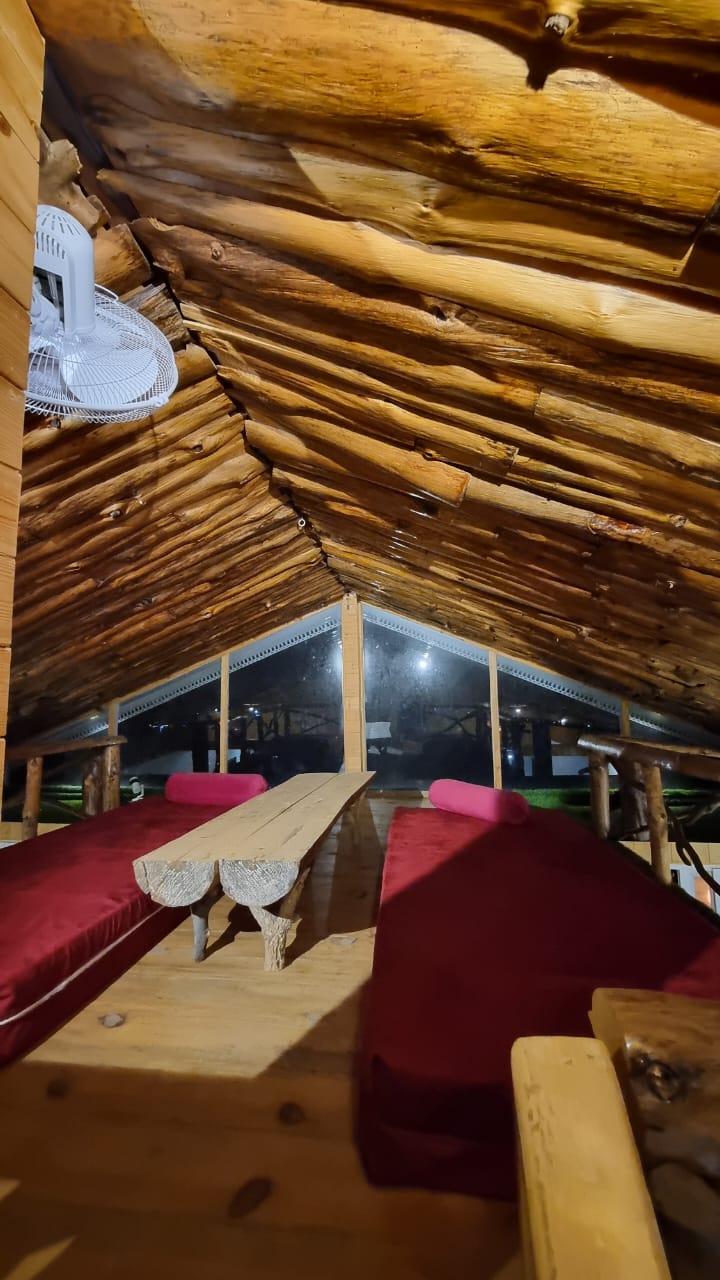 La - HILLS Homestay - Tap to explore photos