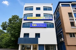 FabHotel Galaxy Stay Home, Barasat