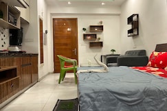 Royal orbit studio 519, Noida