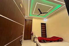 RAUNAK BANQUET, Varanasi