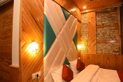 Blissful Lodge, Banjar