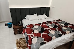 VINTAGE HOMESTAY ROOMS AND GARDEN, Prayagraj