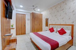 Hotel O Sector 51 Metro Station Noida Formerly Dream House, Noida