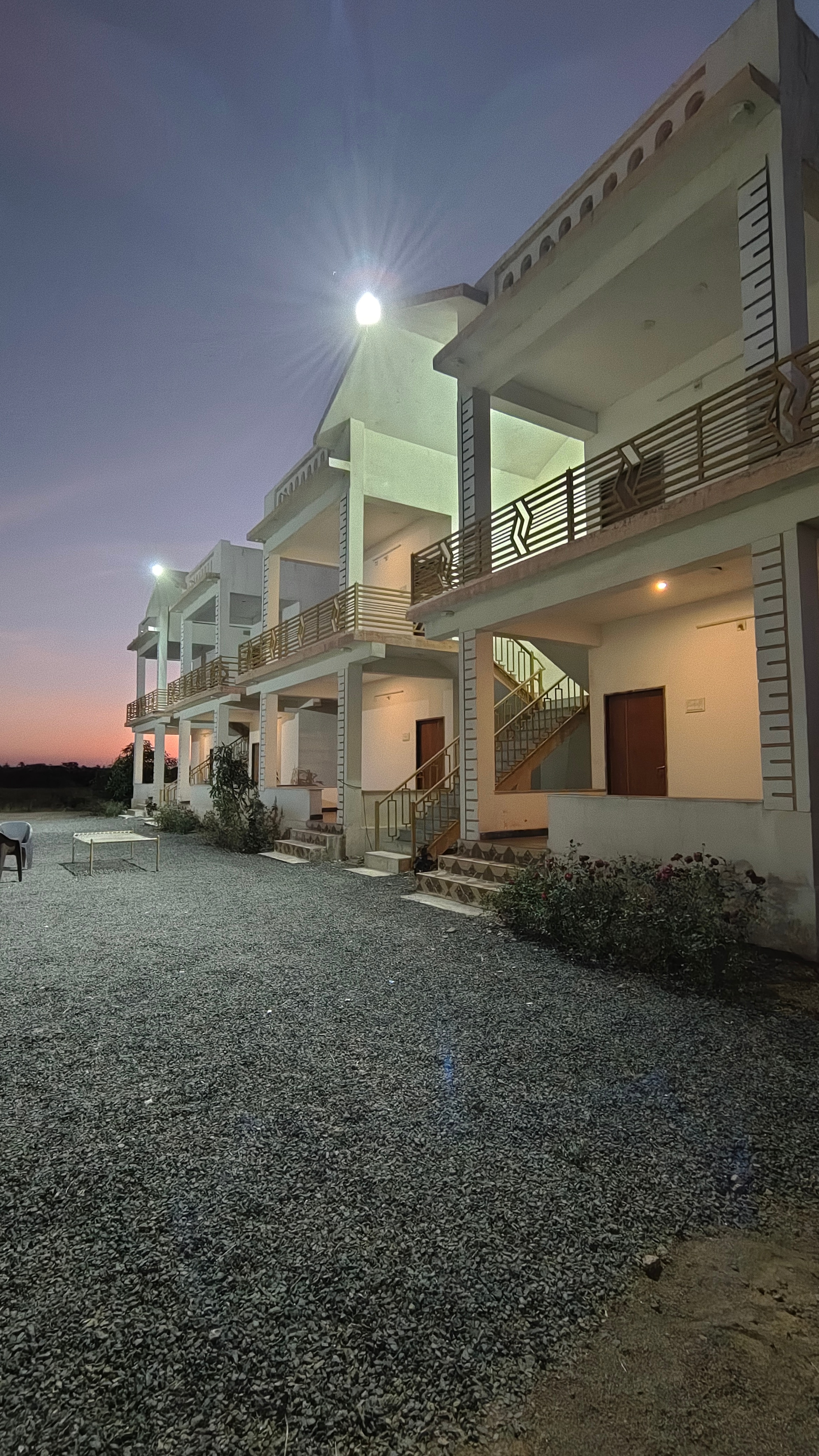 Gir Rajwadi Farm & Resort - Tap to explore photos