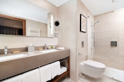 DoubleTree by Hilton Krakow Hotel & Convention Center, Olkusz