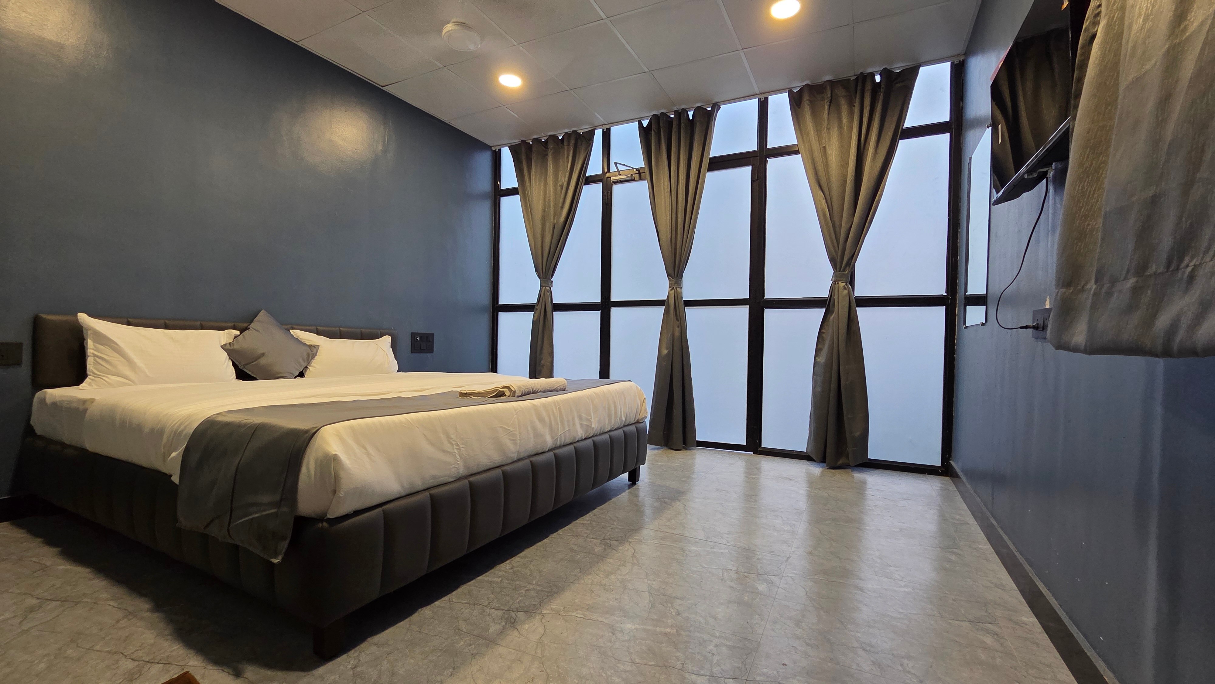 Dhanishtha's Resort 4