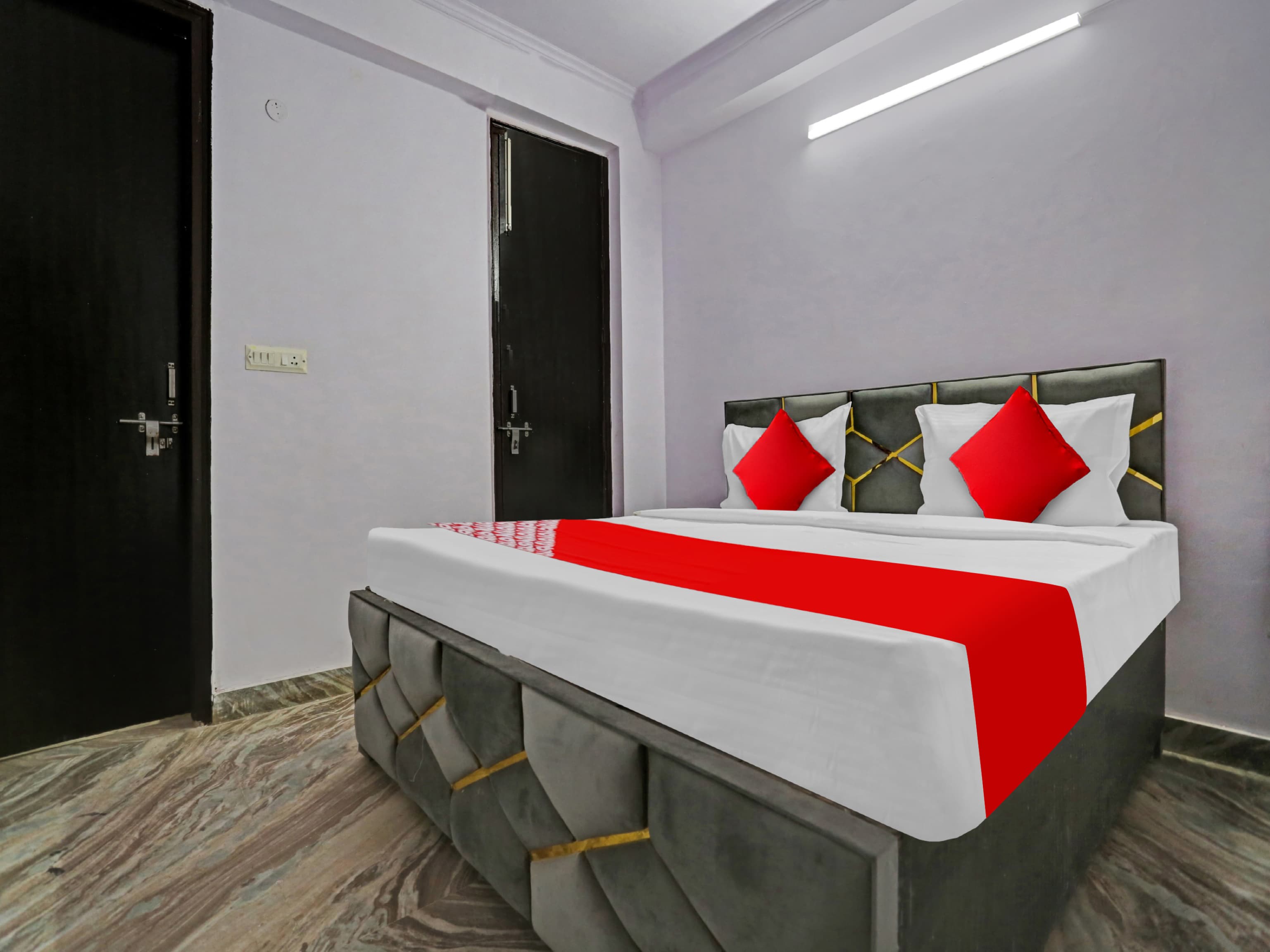 Super Hotel O Premium Rooms - Tap to explore photos