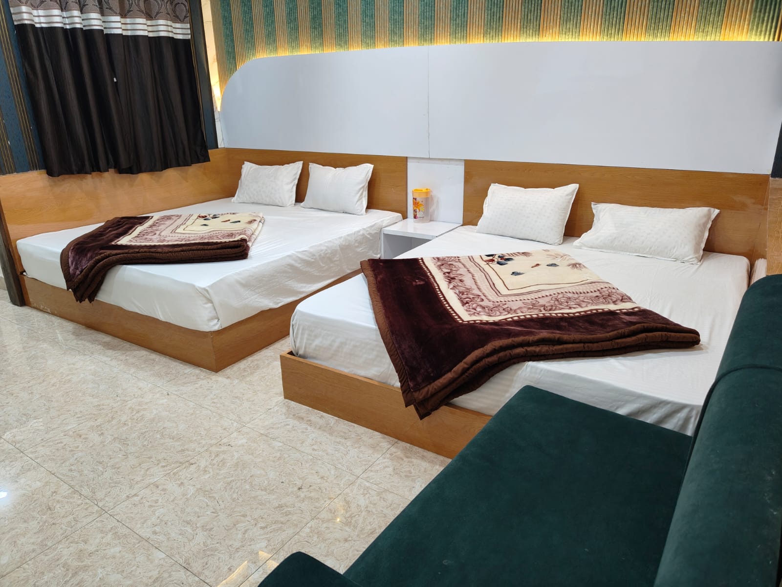 Hotel Shree Ji Ki Haveli - Tap to explore photos