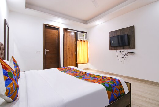 FabExpress The Premium Villa