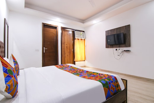 FabExpress The Premium Villa