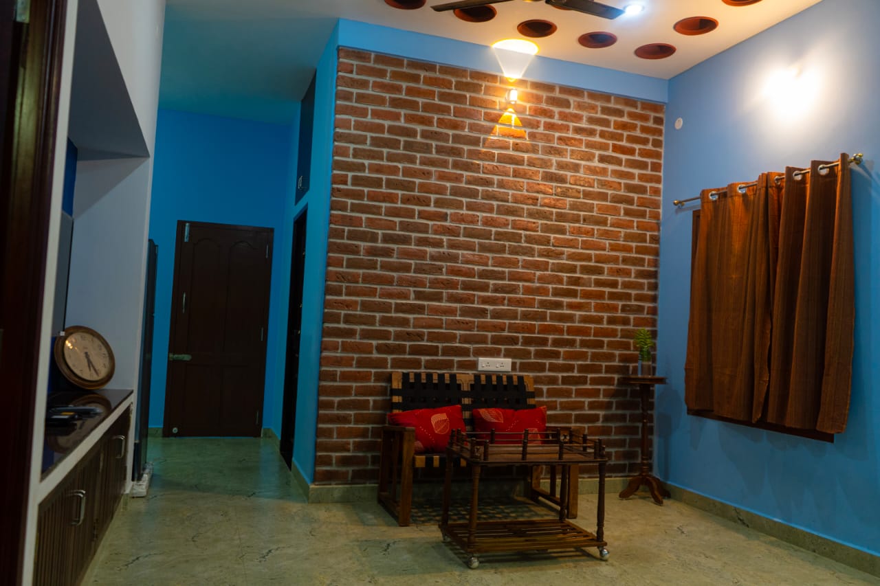 Paradise Palm Tree home Stay - Tap to explore photos