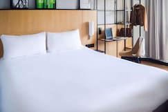 ibis Paris Tour Eiffel Cambronne 15eme, Paris