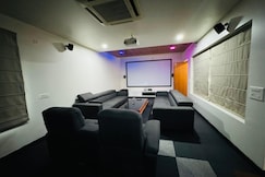 Penthouse with Theatre Bar Counter Bedroom, Hyderabad