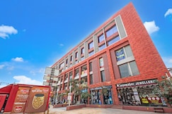 Hotel Lacasa, Ahmedabad